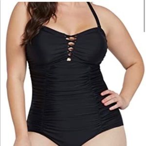 Torrid womens size 4 black 1 pc swim suit- crisscross back- beautiful!